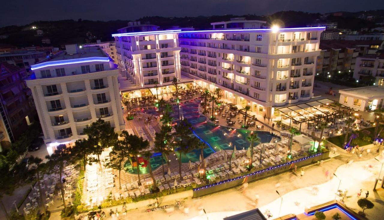 Kk Fafa Apartments Golem  Exterior foto
